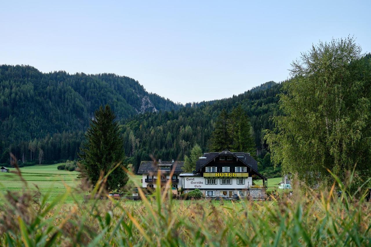 Hotel Harrida ไวส์เซินซี ภายนอก รูปภาพ